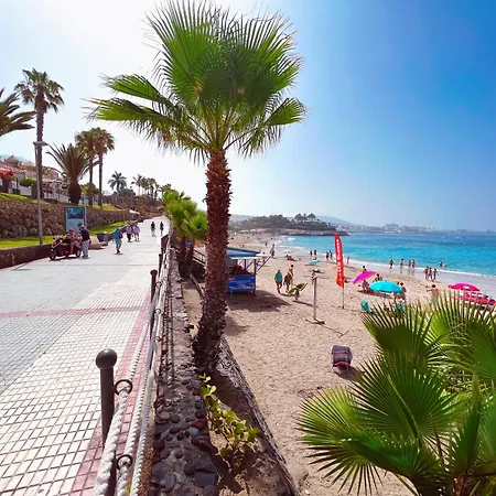 One Bedroom Apartment On First Line Of El Duque Beach, Pd01 * أذيخي